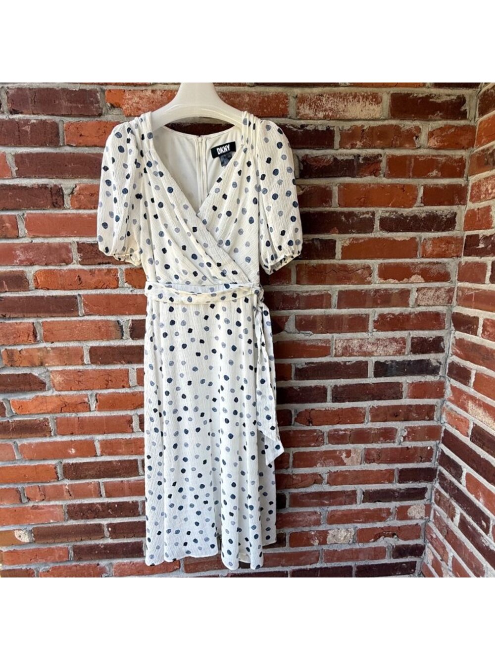DKNY White Polka Dot Dress Short-Sleeve V-Neck Midi Size 8